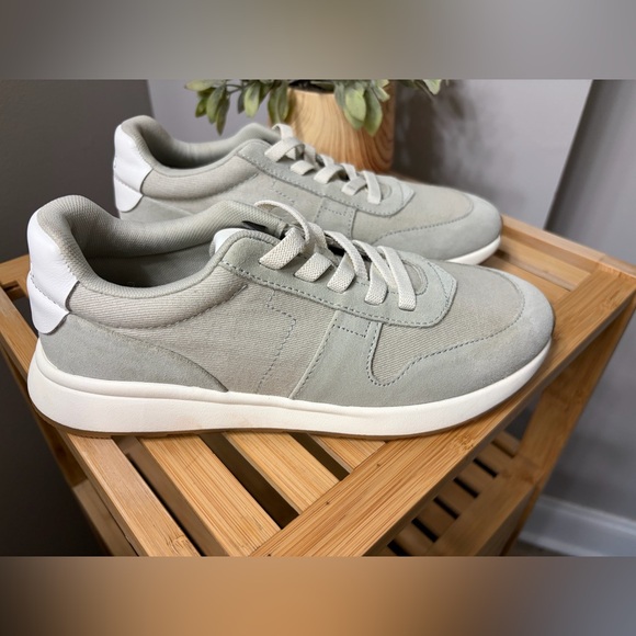 Toms Shoes - Toms Trvl Lite Sneakers Women’s Size 7.5